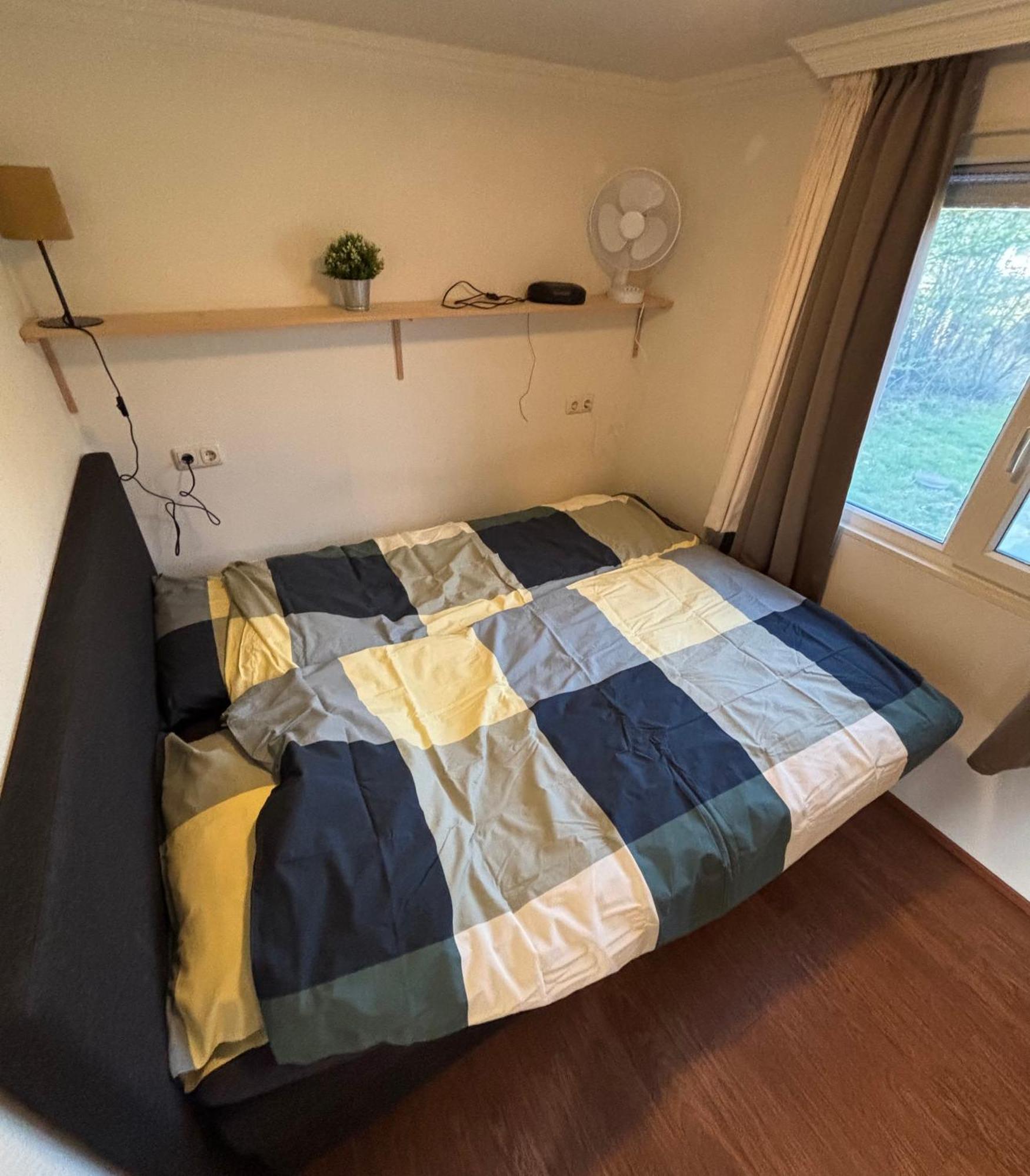 Comfortabel Chalet In Nationaal Park Wateren エクステリア 写真
